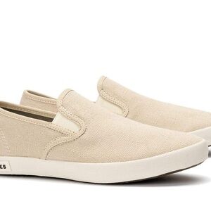 SeaVees Women’s Baja  Slip-On Natural color Size 8